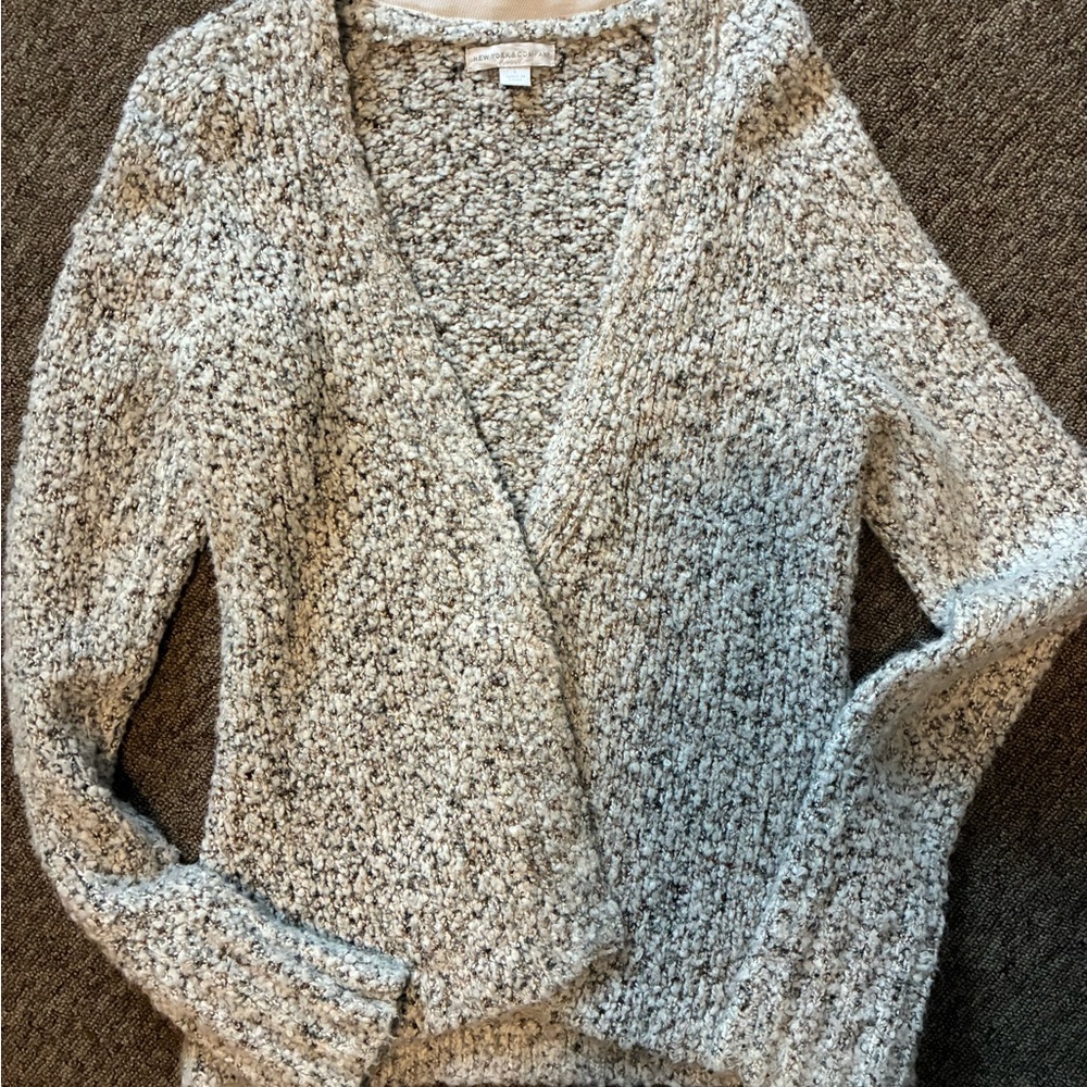 New York & Company Cream V-Neck Sweater